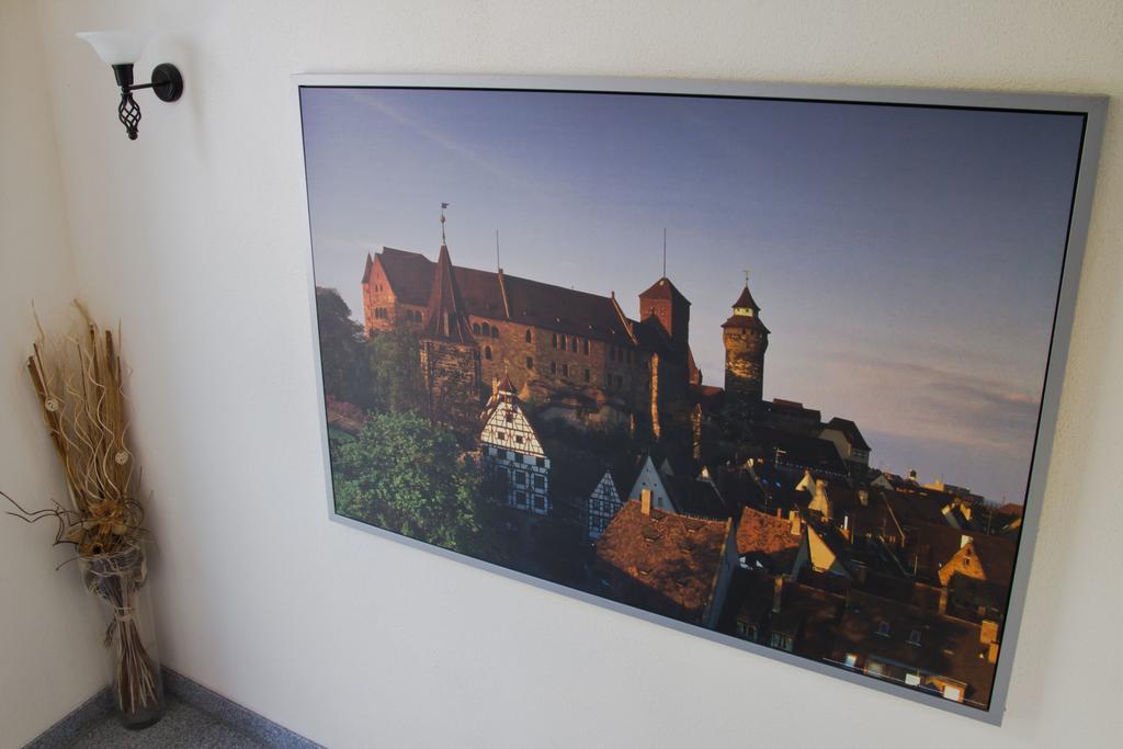 Gaestehaus Zur Kurve Zirndorf Luaran gambar